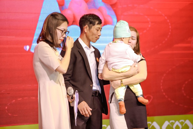 Thương hiệu Việt tổ chức gala cuối năm bằng 500 lá thư tay xúc động - Ảnh 1.