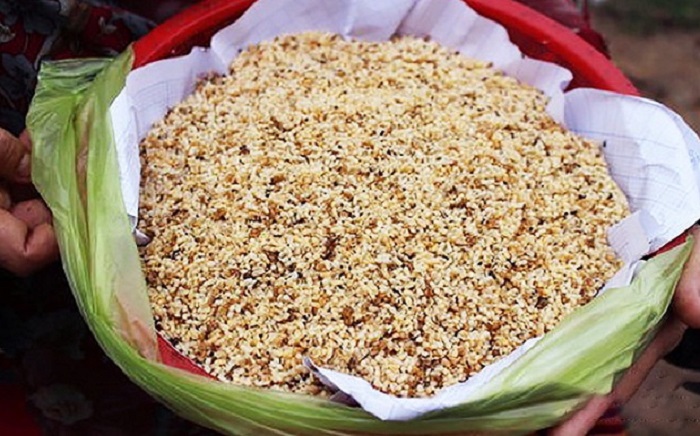 Xôi trứng kiến Lục Ngạn 