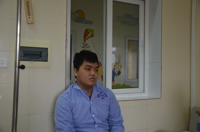 Thương cha đạp xích lô, cậu học trò nghèo nhiều lần bỏ viện chấp nhận cái chết! - 1